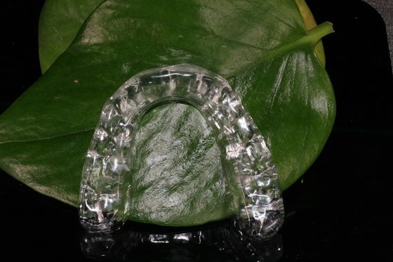 De Wacht For Teeth Clenching van de douanenacht